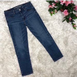 American Eagle Hi- Rise Jegging Crop Size 2